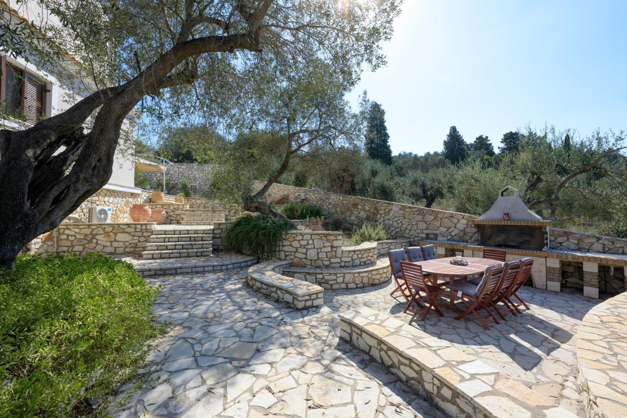Villa Bougarini Ieromonachos Esterno foto